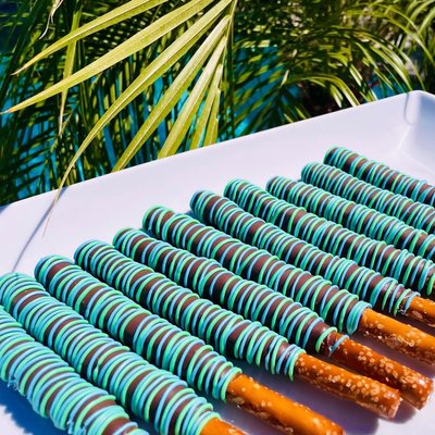 Caramel Pretzels