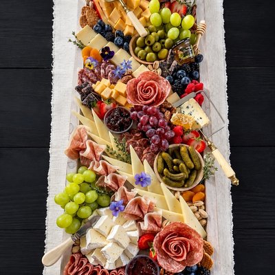 Standard Lay Flat Grazing Table For 100