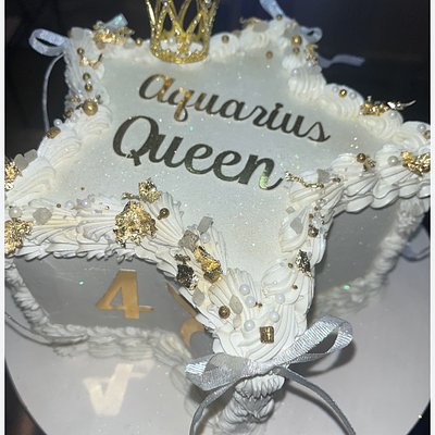 8” Star Shaped Cake