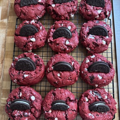 Red Velvet Oreo