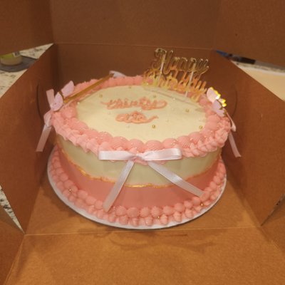 Round 10 Inch Two Layer Cakes