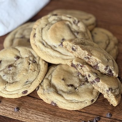 Chocolate Chip Cookies - 12 Count