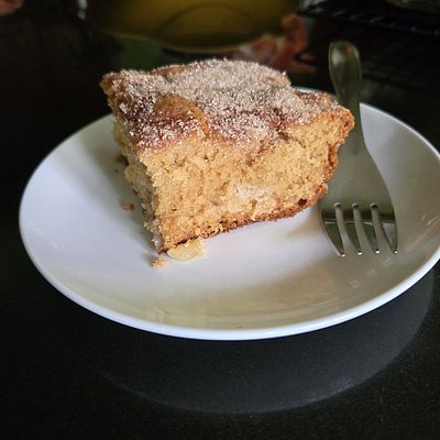 Cinnamon Apple Cake ~ 1/2 Cake