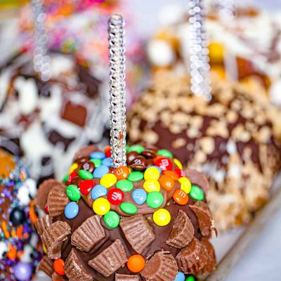 Gourmet Caramel or Chocolate Apples