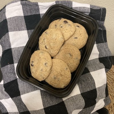 Salted Caramel Chocolate Chip Cookies-12
