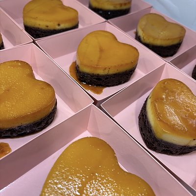 4” Flancocho With Dulce De Leche 