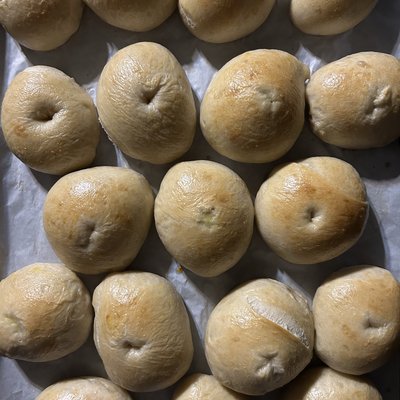 Plain Bagels (8 Pack)