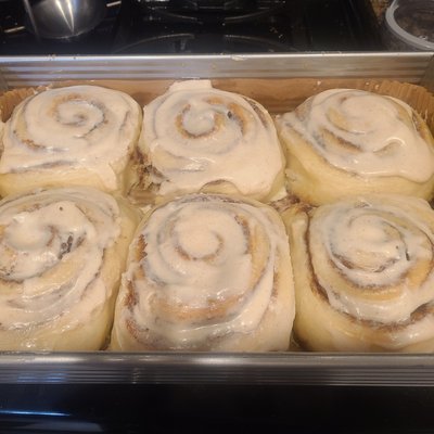 Classic Cinnamon Rolls 8pk