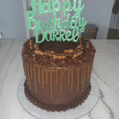 8" Round Cake (Specialty Flavor)