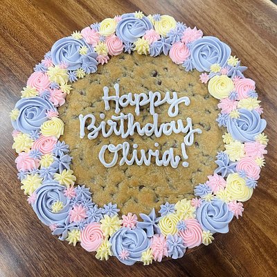 8” Chocolate Chip Cookie Cake 