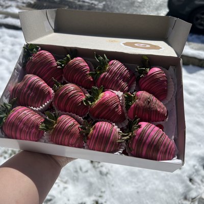 Custom Chocolate Covered Strawberries (only🍓)