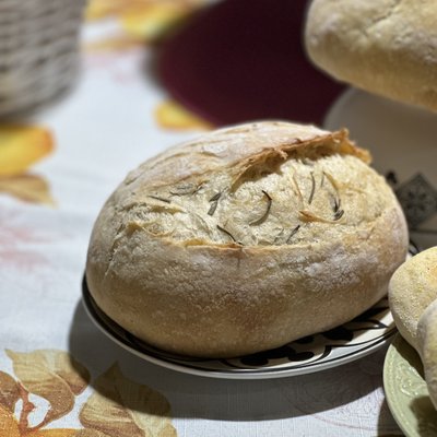 Rosemary Parmesan Sourdough Bread 