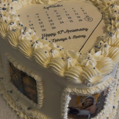Heart Cake (8 Inch)
