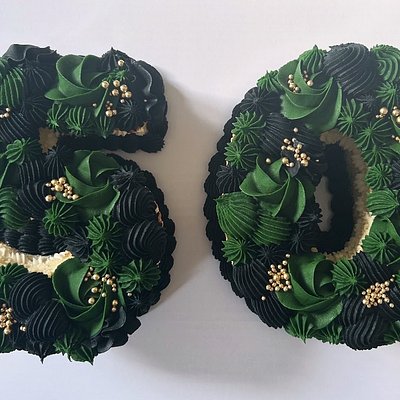 Mini Number Cakes