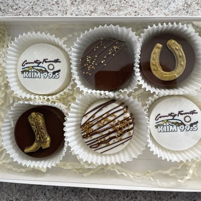 Logo Chocolate Covered Oreos