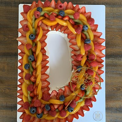 Pavlova De Letra Grande De Frutas Mixtas (18 Porciones)