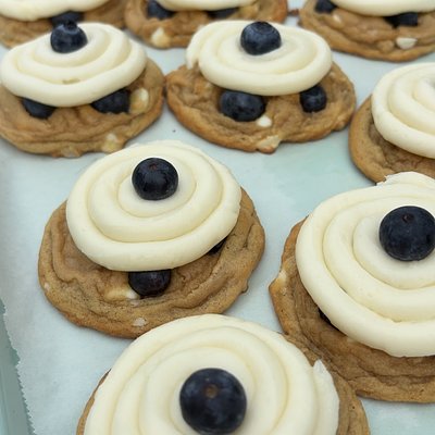 Blueberry Cheesecake Cookie