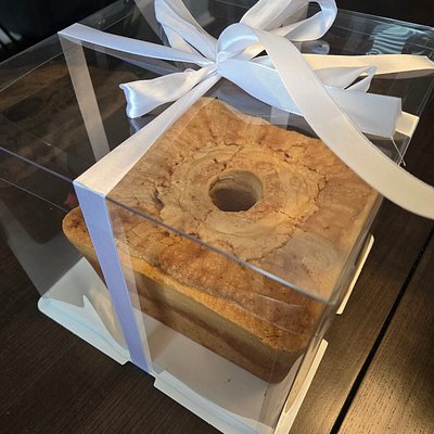 Mile High Pound Cake 