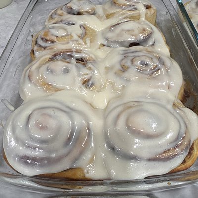 Single Cinnamon Roll 