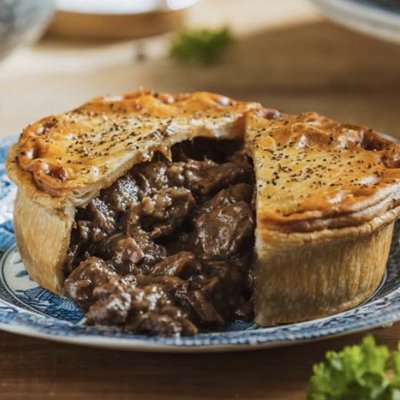 Peppered Steak And Ale Pie (medium) 600g