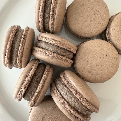 Cookies And Cream Macaron (6)