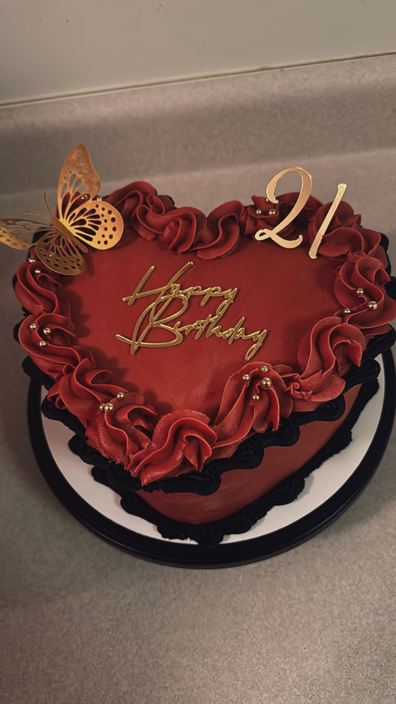 8 Inch Heart Cake