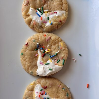 Funfetti Marshmallow Cookies 🍪 
