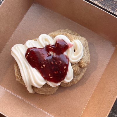 Raspberry Cheesecake Cookie