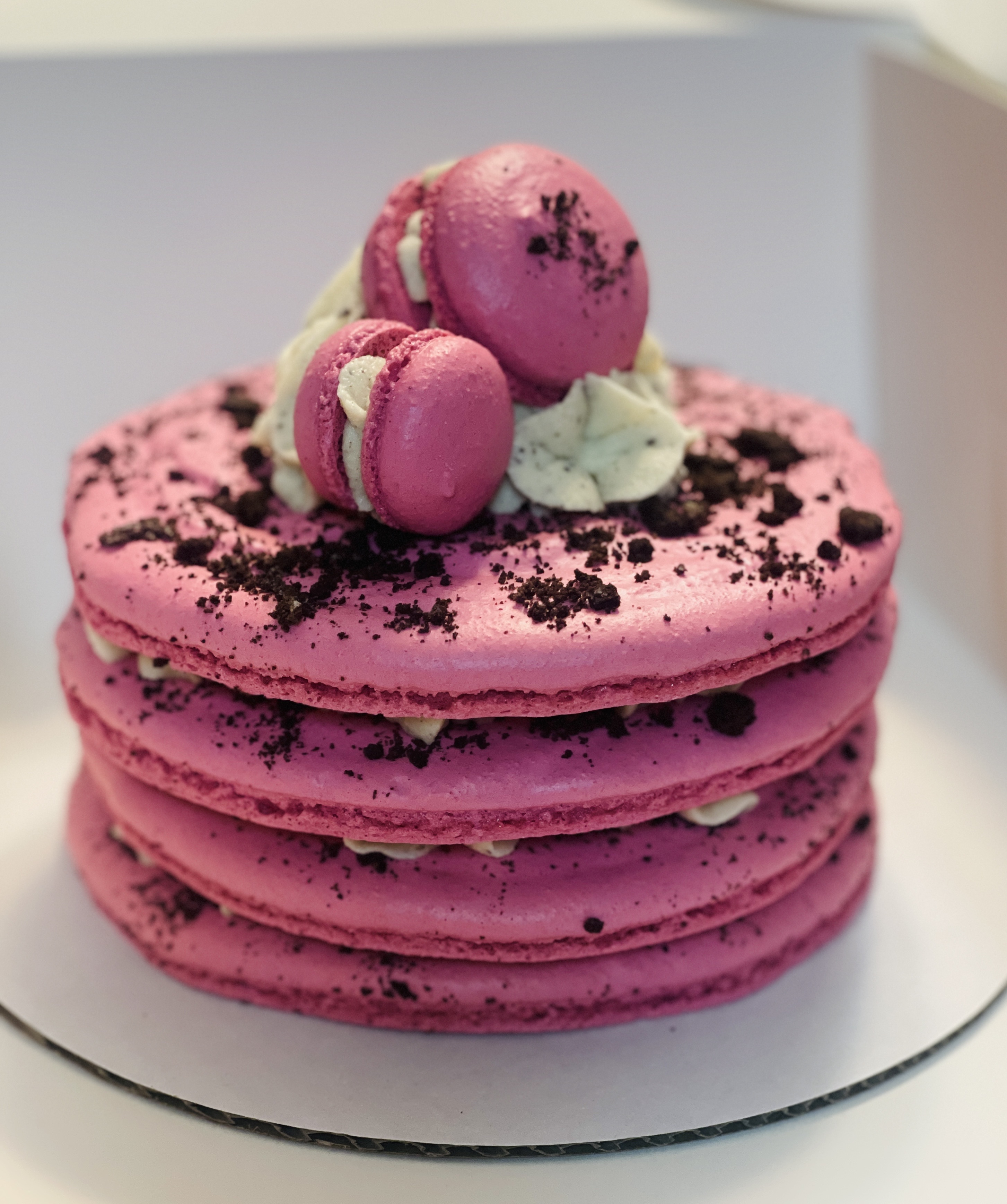 Macaron Cake