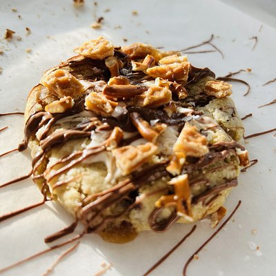 Dutch Salted Caramel Cookie