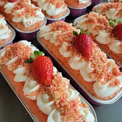 Strawberry Tres Leches Mini Cakes 