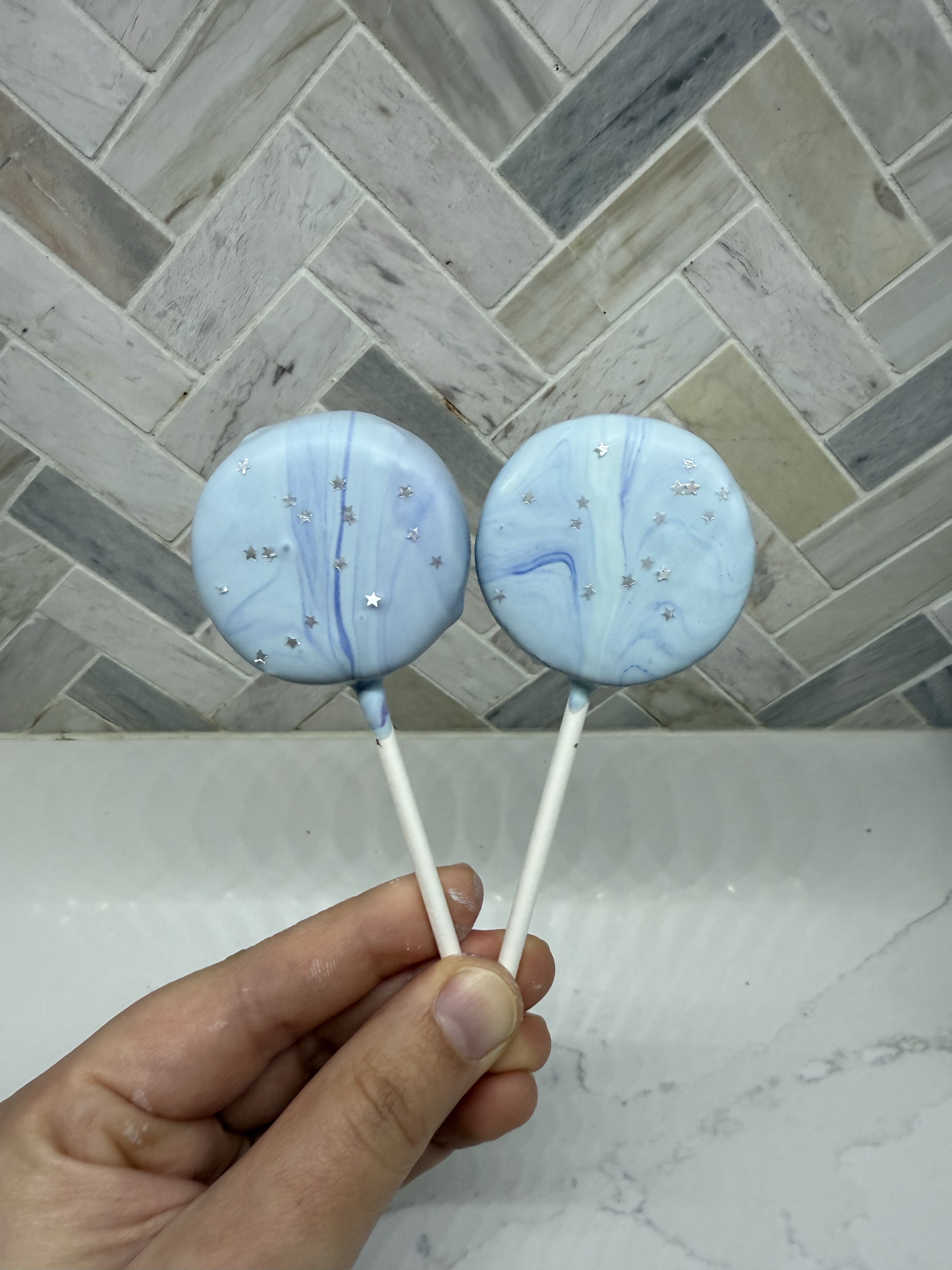 1 Dozen Custom Cake Pops