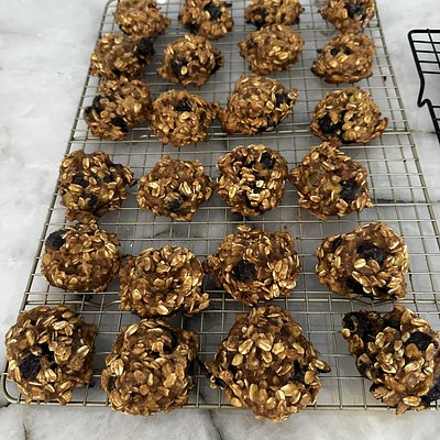 Vegan & Gluten free Oatmeal Cookies 