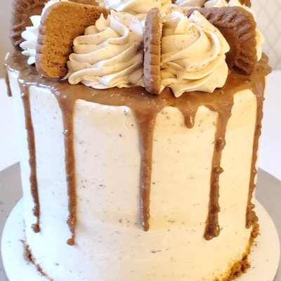 Biscoff Cake 