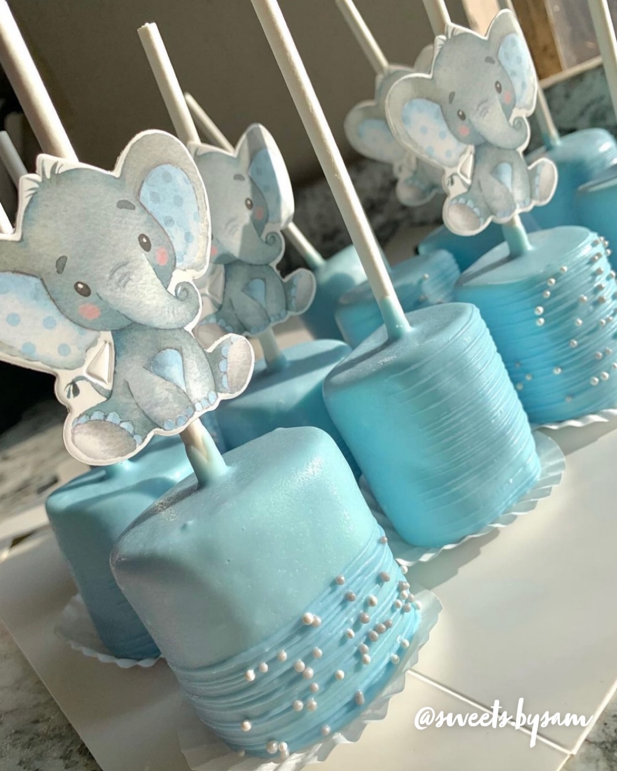 Dipped Marshmallows 