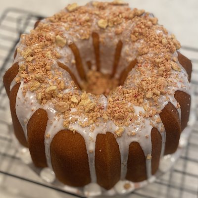 Strawberry Crunch Pound Cake