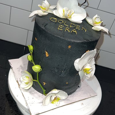 Round Layer Cakes