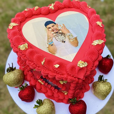 Heart Cake With Strawberries 