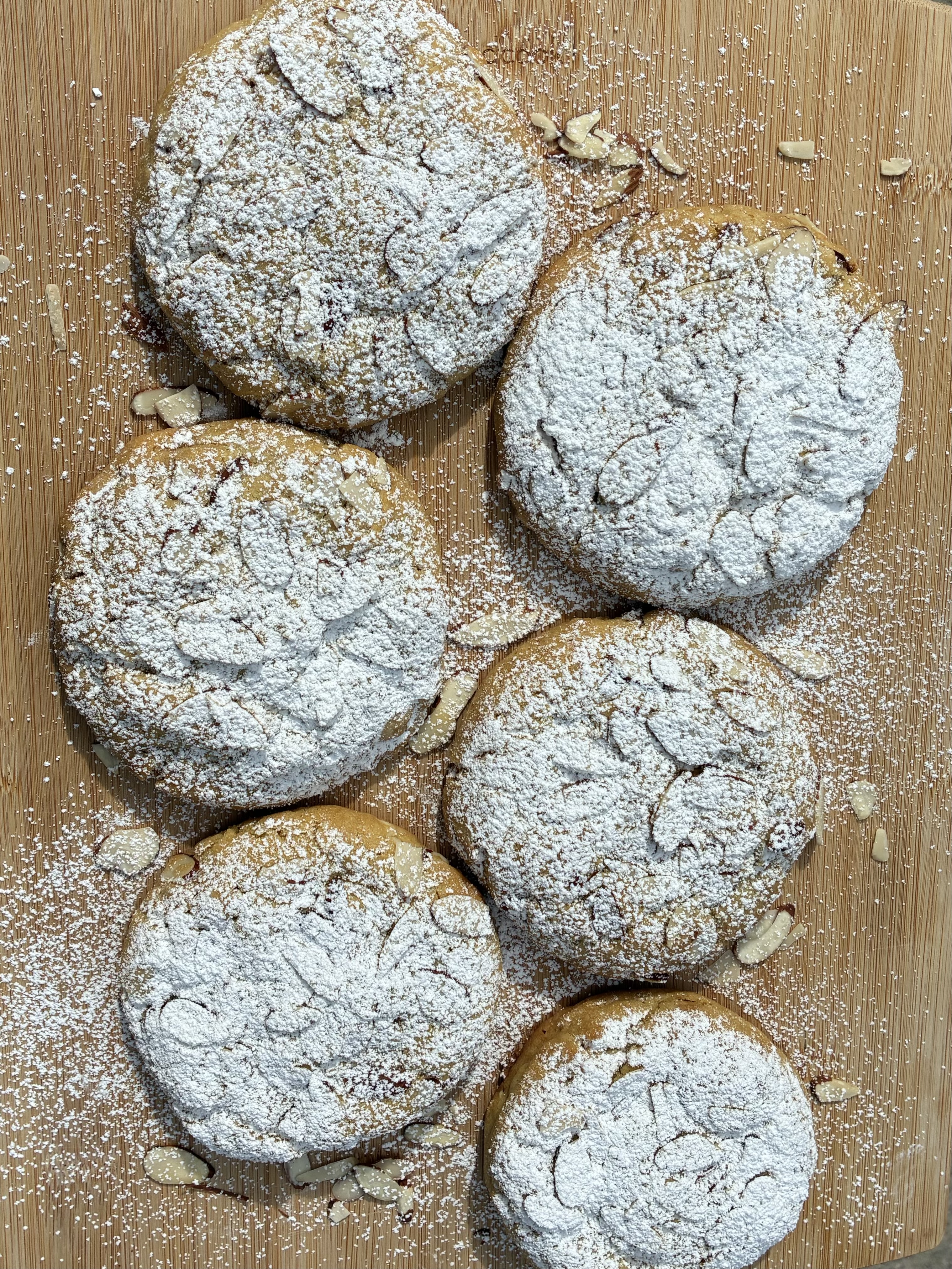 Almond Croissant 