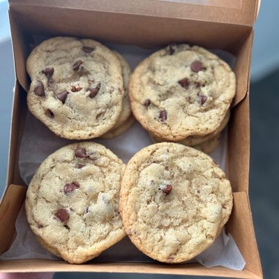 Brown Butter Chocolate Chip Cookies- 12 Ct.