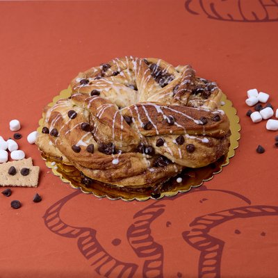 Campfire S’more Tea Ring (Serves 8-10)