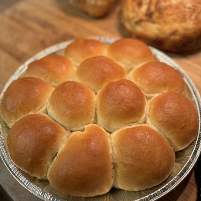 Soft Yeast Dinner Rolls