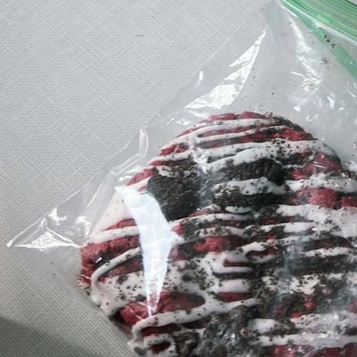 Red Velvet/ w Oreos