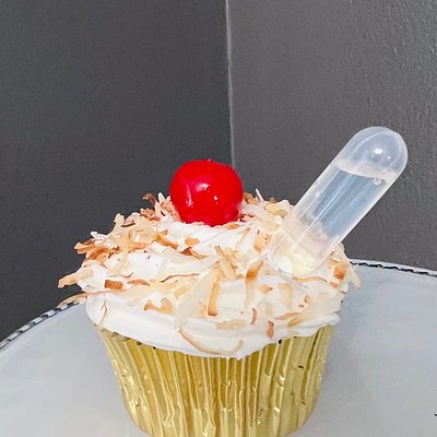 Coconut Rum Cupcakes (Dozen)