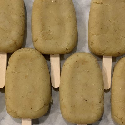 Vanilla Cakesicle 🤍