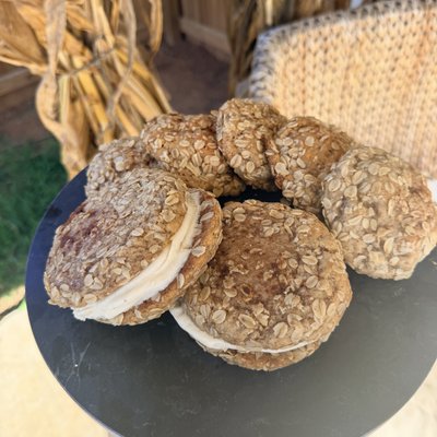 Oatmeal Creme Pies - 3 Count 