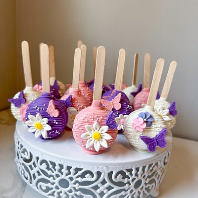 Chocolate Covered Oreo Cakesters 