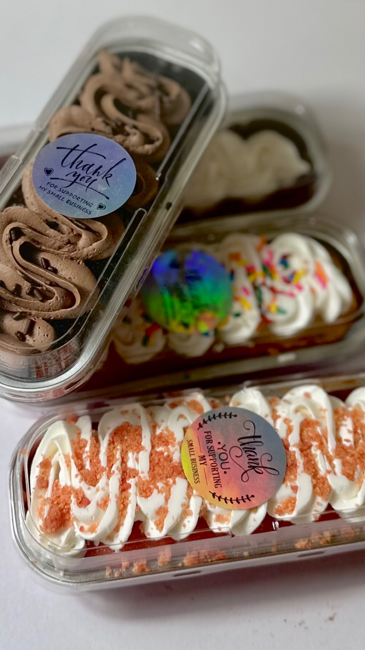 Mini Cakes (Orders by the 1/2 dozen)