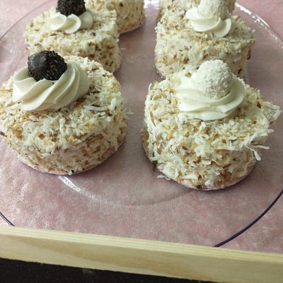 4 In Bake -a-Cake