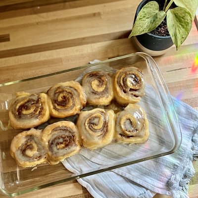7 Cinnamon Rolls